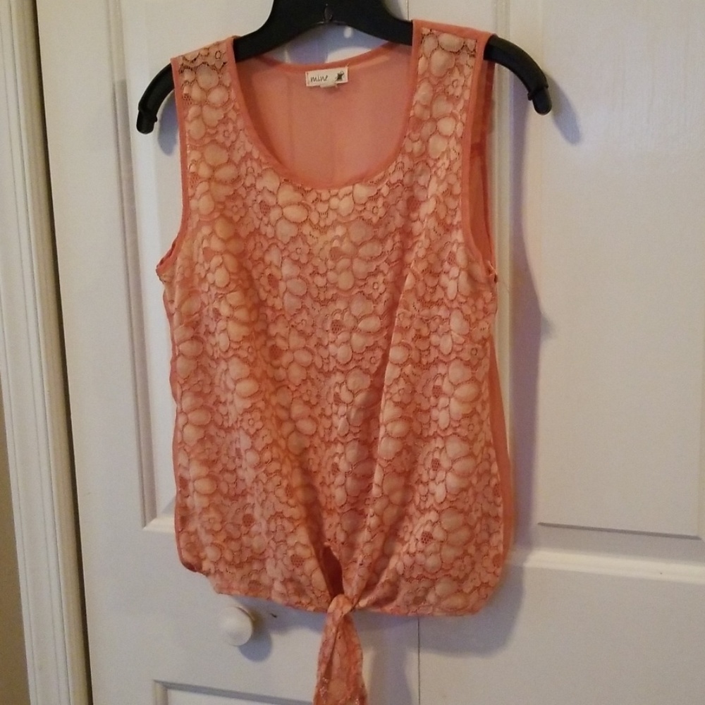 Lacey coral top